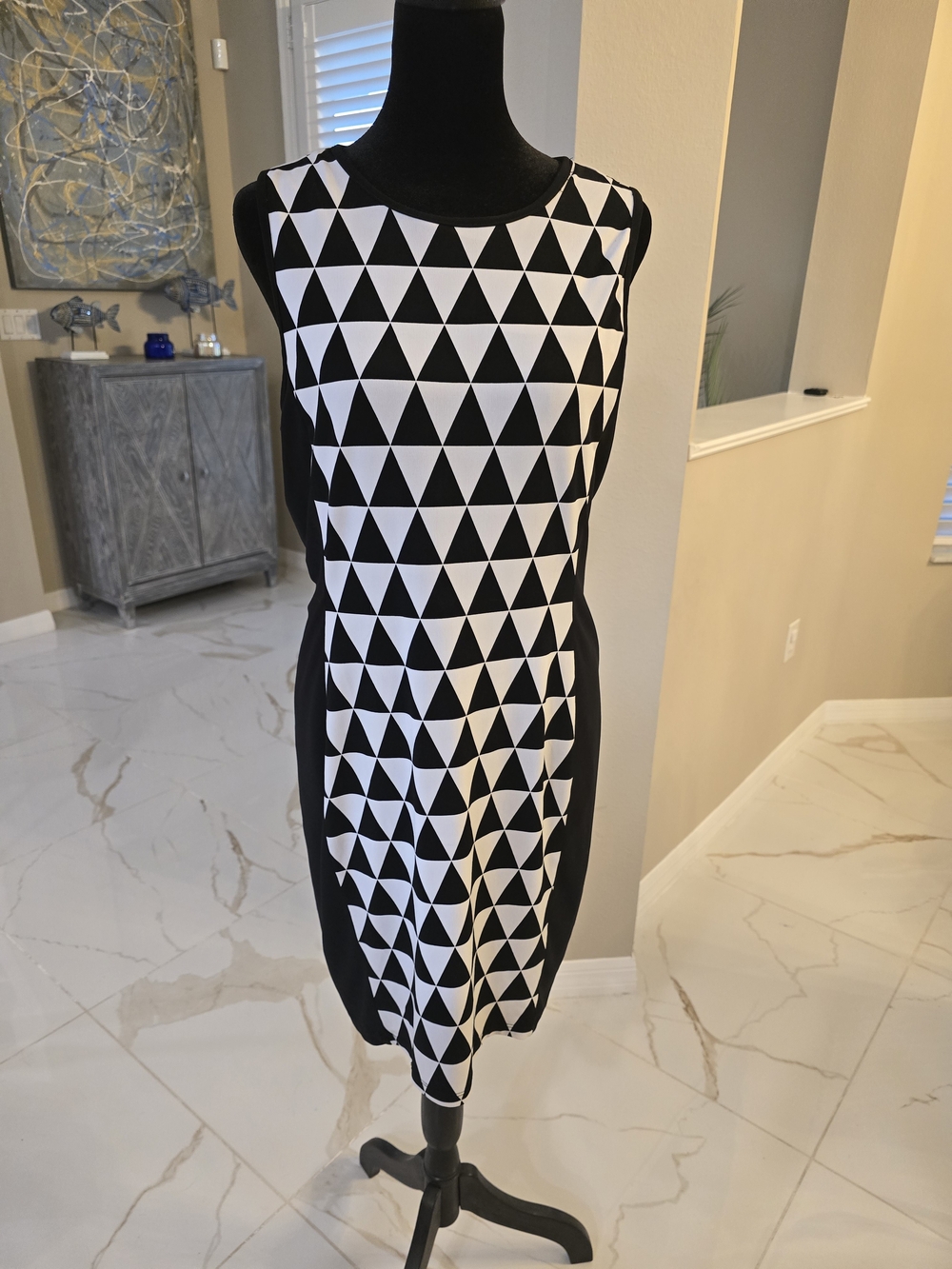Sleeveless Black & White Geometric Sheath Dress